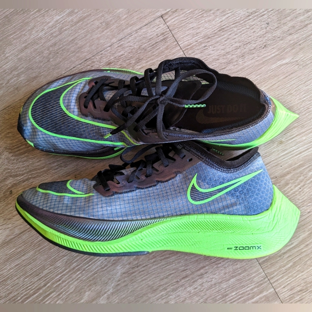 Nike zoomx vapor fly% men sz 9